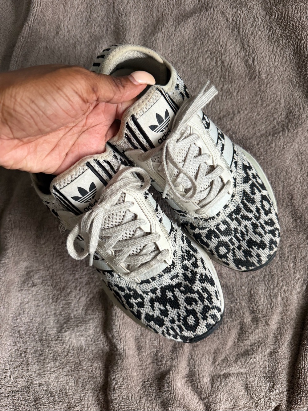 adidas White & Black Leopard-Knit Casual Sneakers